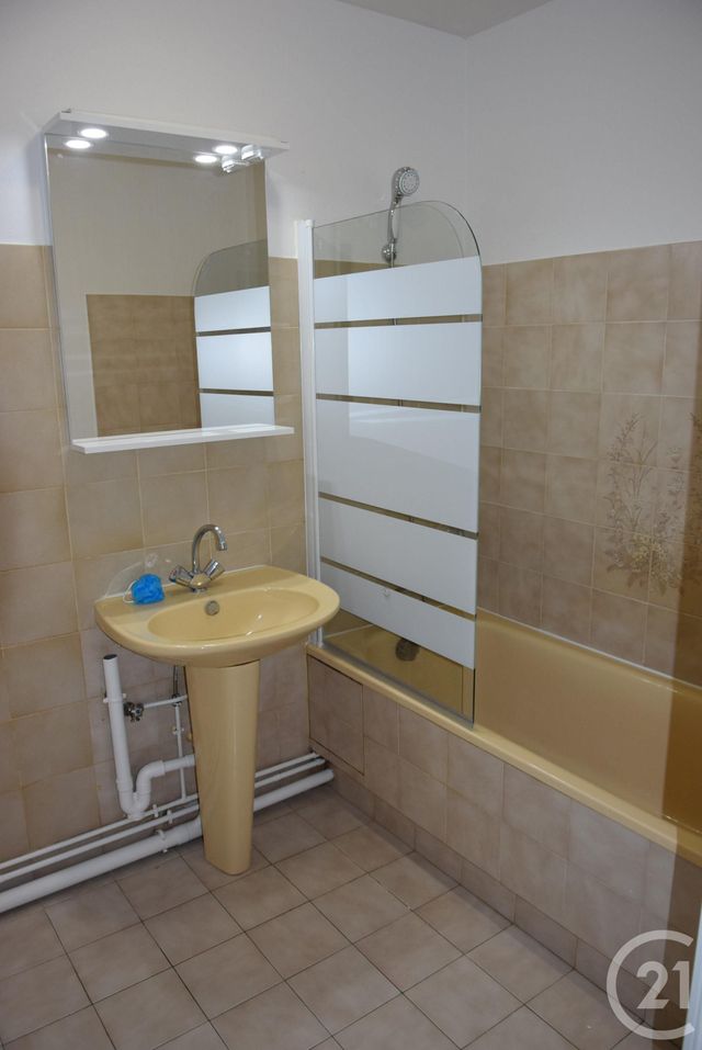 Appartement F2 &agrave; louer - 2 pi&egrave;ces - 39,54 m2 - Mantes La Jolie - 78 - ILE-DE-FRANCE
