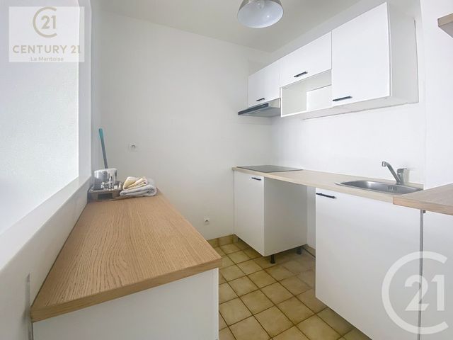 Appartement F2 &agrave; louer - 2 pi&egrave;ces - 39,54 m2 - Mantes La Jolie - 78 - ILE-DE-FRANCE