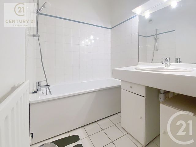 Appartement F3 &agrave; louer - 3 pi&egrave;ces - 66,10 m2 - Mantes La Jolie - 78 - ILE-DE-FRANCE