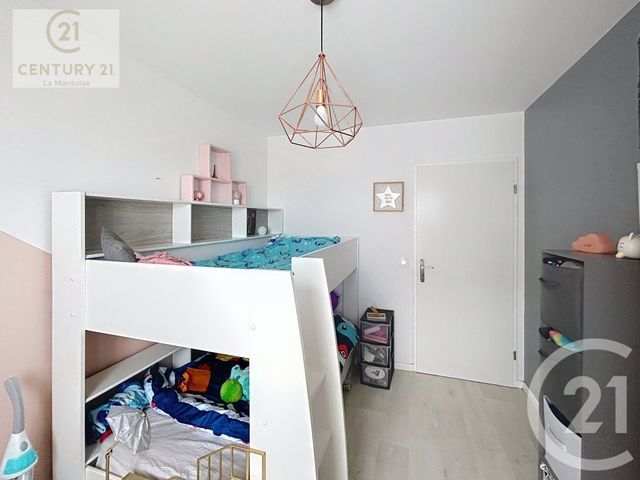 Appartement F4 &agrave; vendre - 4 pi&egrave;ces - 69,83 m2 - Mantes La Ville - 78 - ILE-DE-FRANCE