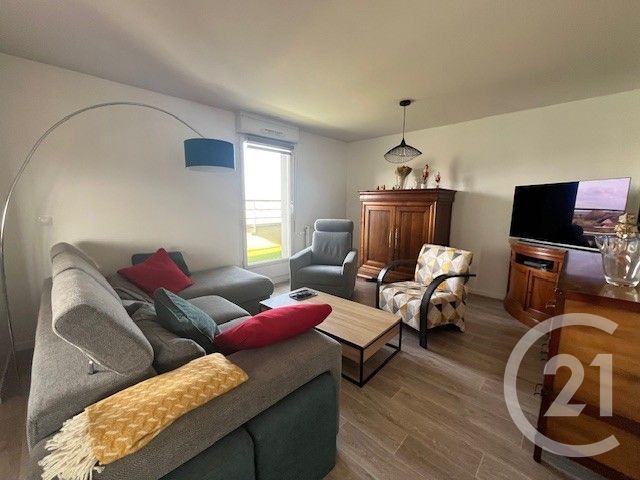 Appartement F4 &agrave; louer - 4 pi&egrave;ces - 80,23 m2 - Mantes La Ville - 78 - ILE-DE-FRANCE