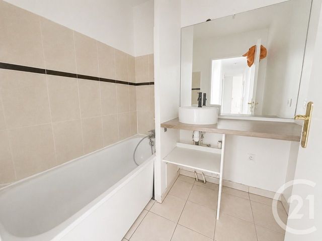Appartement F5 &agrave; vendre - 5 pi&egrave;ces - 83 m2 - Limay - 78 - ILE-DE-FRANCE