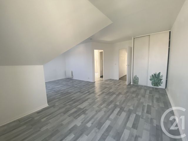 Appartement F2 &agrave; louer - 2 pi&egrave;ces - 42,97 m2 - Le Perray En Yvelines - 78 - ILE-DE-FRANCE