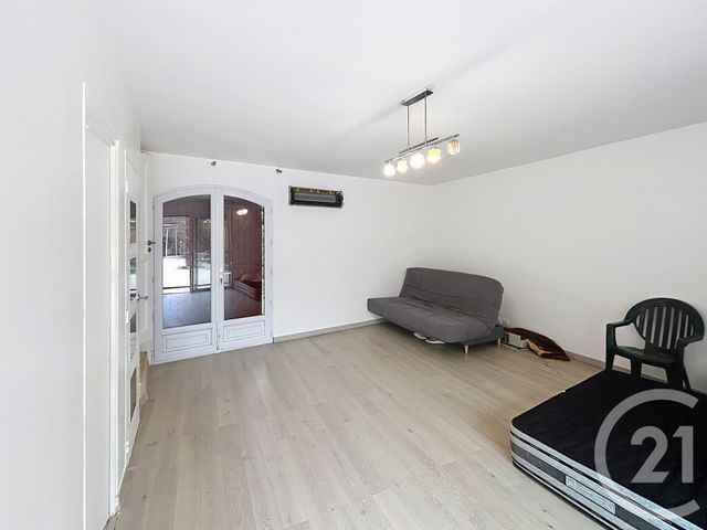 Maison &agrave; louer - 7 pi&egrave;ces - 248,81 m2 - Buchelay - 78 - ILE-DE-FRANCE