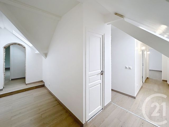 Maison &agrave; louer - 7 pi&egrave;ces - 248,81 m2 - Buchelay - 78 - ILE-DE-FRANCE