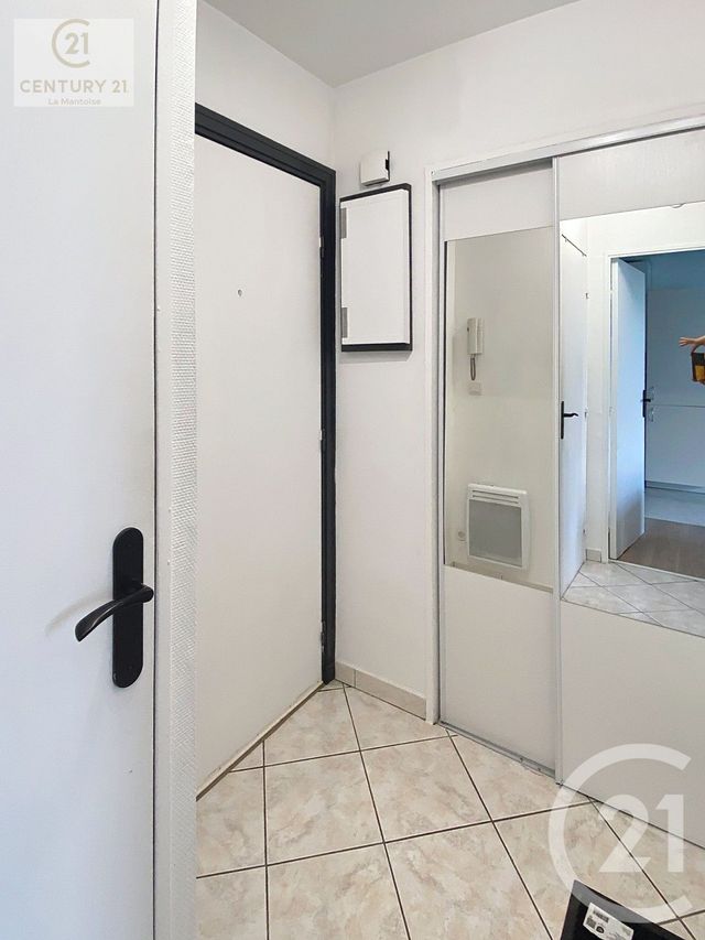 Appartement F2 &agrave; louer - 2 pi&egrave;ces - 30,95 m2 - Mantes La Jolie - 78 - ILE-DE-FRANCE