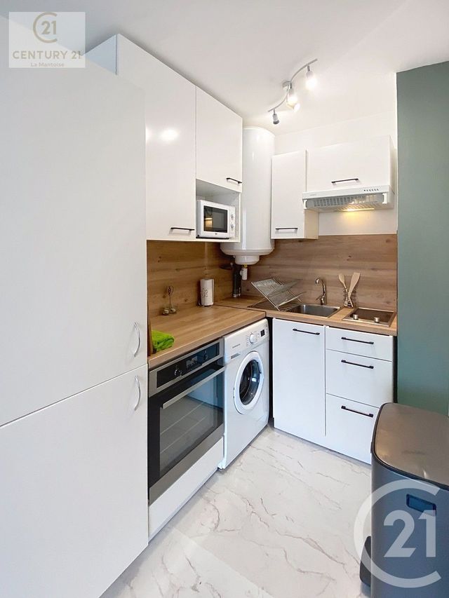 Appartement F2 &agrave; louer - 2 pi&egrave;ces - 30,95 m2 - Mantes La Jolie - 78 - ILE-DE-FRANCE