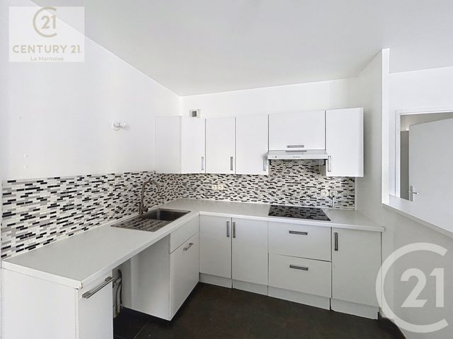 Appartement F4 &agrave; louer - 4 pi&egrave;ces - 83,41 m2 - Mantes La Jolie - 78 - ILE-DE-FRANCE