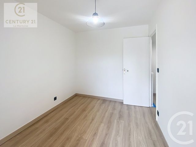 Appartement F3 &agrave; louer - 3 pi&egrave;ces - 60,48 m2 - Mantes La Ville - 78 - ILE-DE-FRANCE