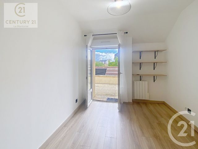 Appartement F3 &agrave; louer - 3 pi&egrave;ces - 60,48 m2 - Mantes La Ville - 78 - ILE-DE-FRANCE
