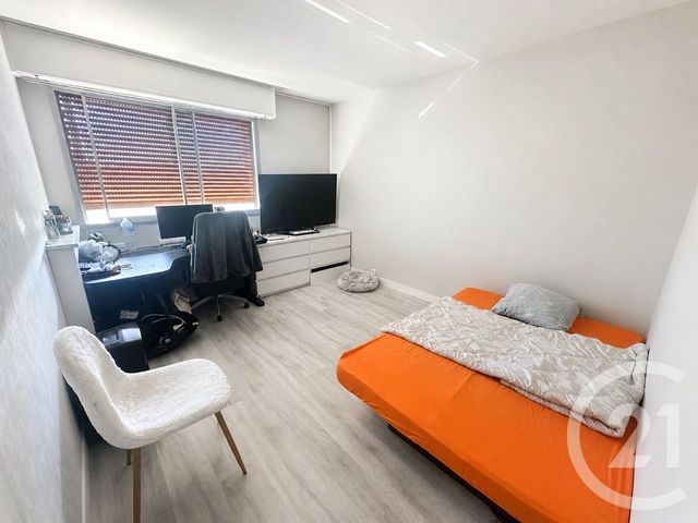 Appartement F5 &agrave; vendre - 5 pi&egrave;ces - 108 m2 - Freneuse - 78 - ILE-DE-FRANCE