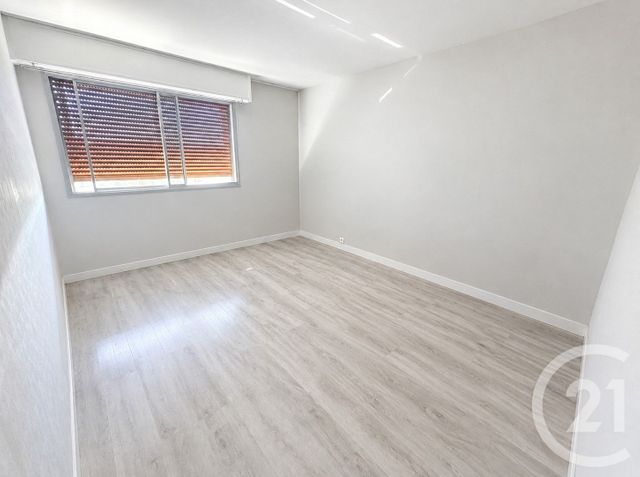 Appartement F5 &agrave; vendre - 5 pi&egrave;ces - 108 m2 - Freneuse - 78 - ILE-DE-FRANCE