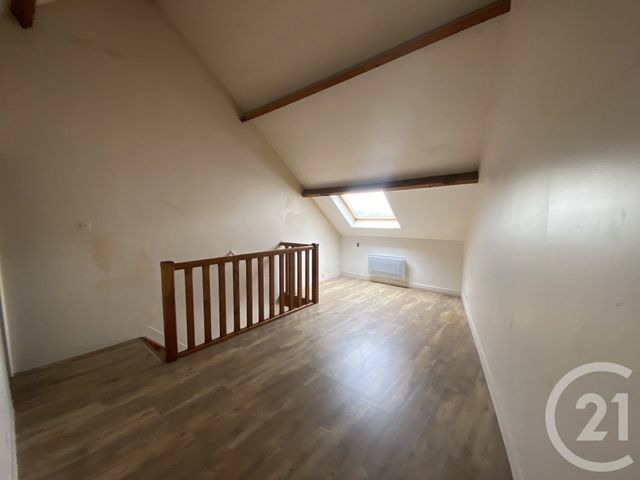 Appartement Duplex &agrave; louer - 2 pi&egrave;ces - 35,35 m2 - Mantes La Jolie - 78 - ILE-DE-FRANCE