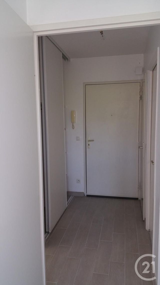 Appartement F2 &agrave; louer - 2 pi&egrave;ces - 40,15 m2 - Mantes La Jolie - 78 - ILE-DE-FRANCE