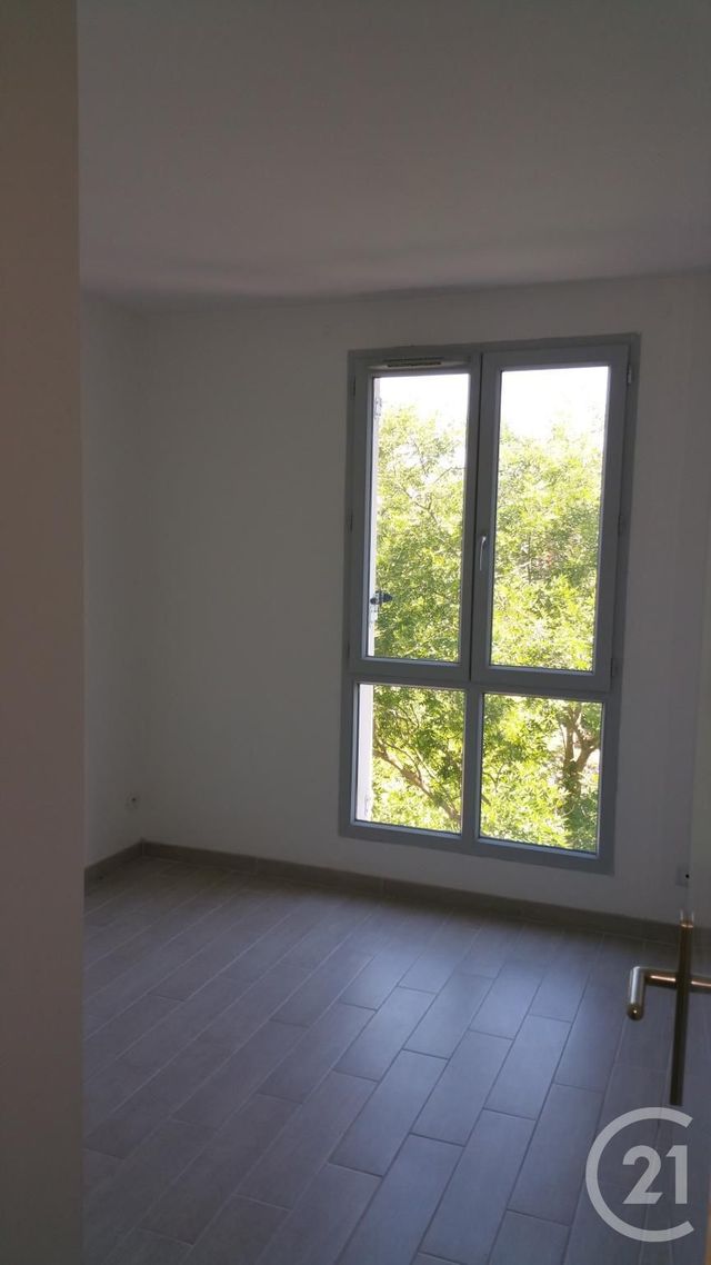 Appartement F2 &agrave; louer - 2 pi&egrave;ces - 40,15 m2 - Mantes La Jolie - 78 - ILE-DE-FRANCE