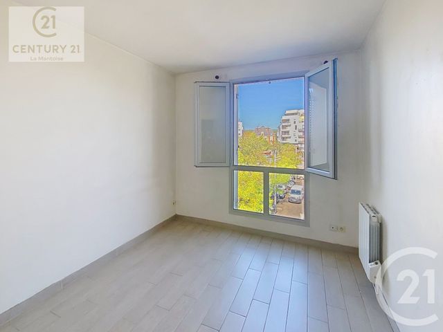 Appartement F2 &agrave; louer - 2 pi&egrave;ces - 40,15 m2 - Mantes La Jolie - 78 - ILE-DE-FRANCE