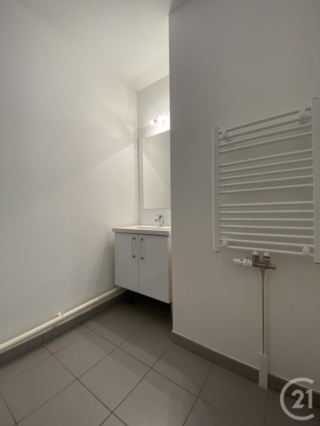 Appartement F3 &agrave; louer - 3 pi&egrave;ces - 58,59 m2 - Mantes La Jolie - 78 - ILE-DE-FRANCE
