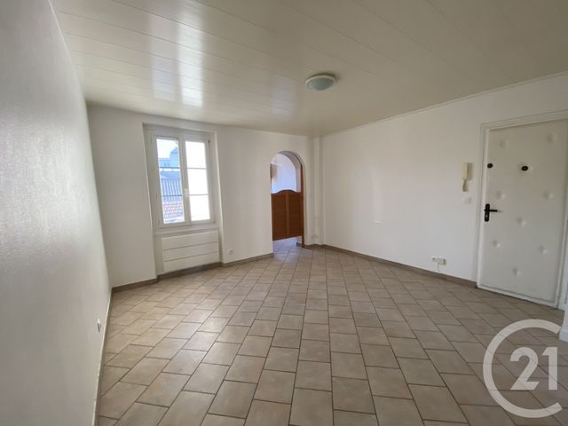 Appartement F3 &agrave; louer - 3 pi&egrave;ces - 55,55 m2 - Mantes La Jolie - 78 - ILE-DE-FRANCE