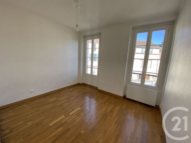 Appartement F3 &agrave; louer - 3 pi&egrave;ces - 55,55 m2 - Mantes La Jolie - 78 - ILE-DE-FRANCE
