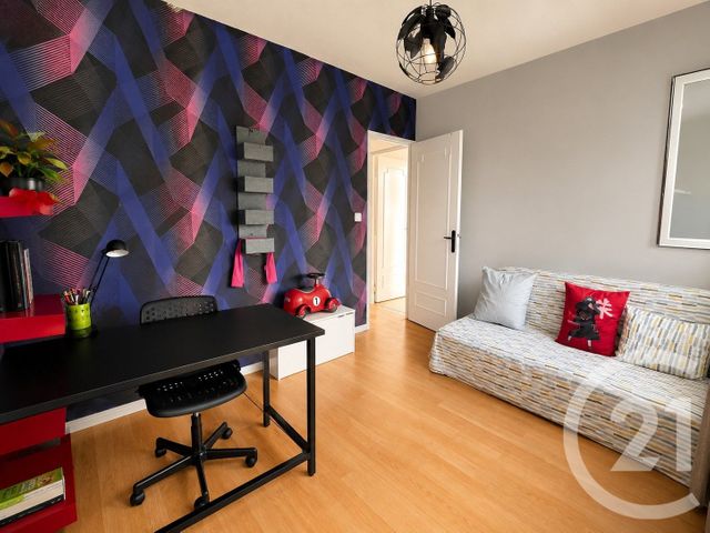 Appartement F4 &agrave; vendre - 5 pi&egrave;ces - 102 m2 - Mantes La Ville - 78 - ILE-DE-FRANCE