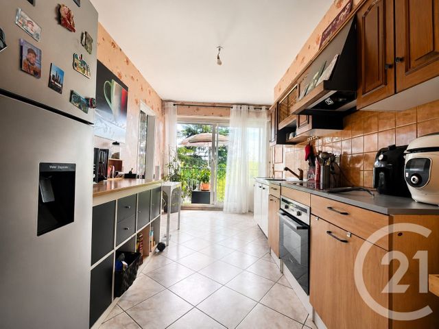 Appartement F4 &agrave; vendre - 5 pi&egrave;ces - 102 m2 - Mantes La Ville - 78 - ILE-DE-FRANCE