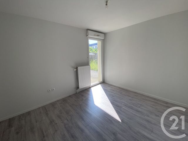 Appartement F2 &agrave; louer - 2 pi&egrave;ces - 45,80 m2 - Mantes La Jolie - 78 - ILE-DE-FRANCE