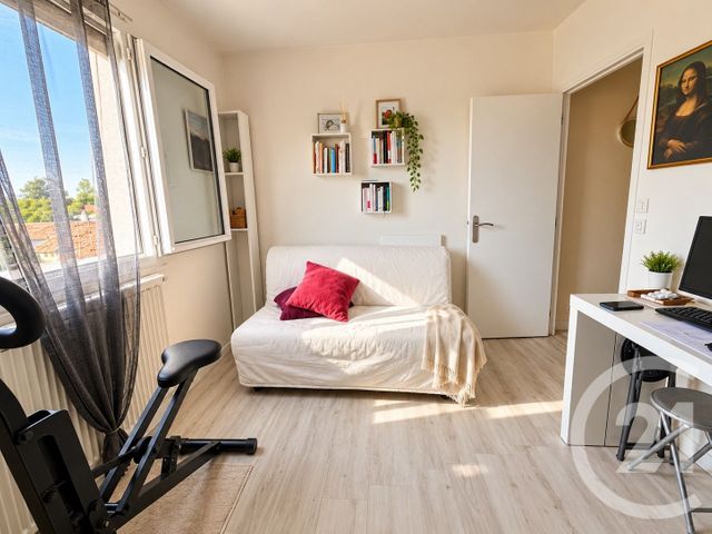 Appartement F3 &agrave; vendre - 3 pi&egrave;ces - 65,79 m2 - Mantes La Jolie - 78 - ILE-DE-FRANCE