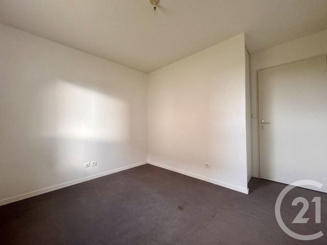 Appartement F2 &agrave; louer - 2 pi&egrave;ces - 47,59 m2 - St Just En Chaussee - 60 - PICARDIE