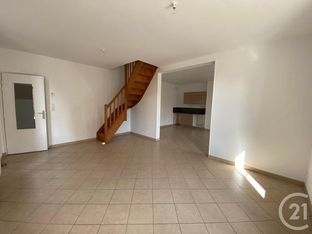 Maison &agrave; louer - 3 pi&egrave;ces - 59,53 m2 - Chevrieres - 60 - PICARDIE