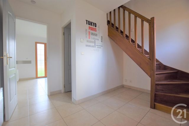Maison à louer - 5 pièces - 101,35 m2 - Estrees St Denis - 60 - PICARDIE