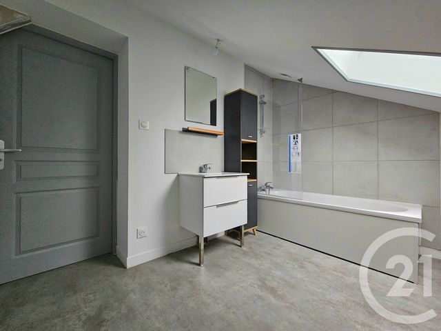 Appartement F2 à louer - 2 pièces - 46,41 m2 - Choisy La Victoire - 60 - PICARDIE