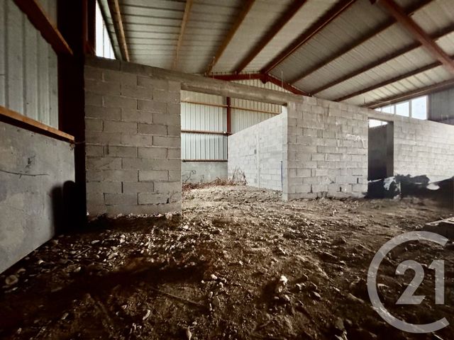 Maison &agrave; louer - 1 pi&egrave;ce - 268 m2 - La Neuville Roy - 60 - PICARDIE