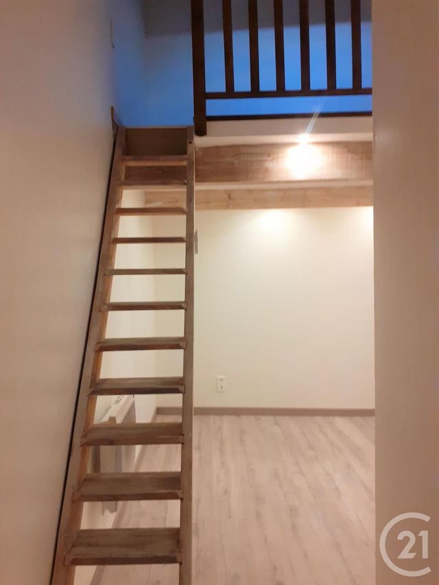 Appartement F3 &agrave; louer - 3 pi&egrave;ces - 46 m2 - Pezenas - 34 - LANGUEDOC-ROUSSILLON