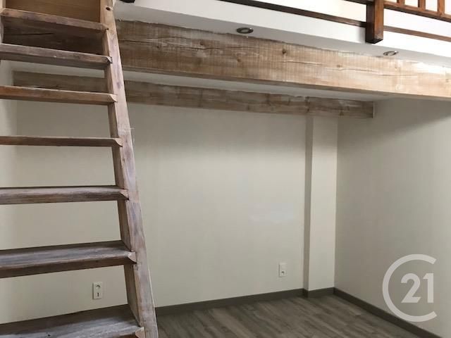 Appartement F3 &agrave; louer - 3 pi&egrave;ces - 46 m2 - Pezenas - 34 - LANGUEDOC-ROUSSILLON