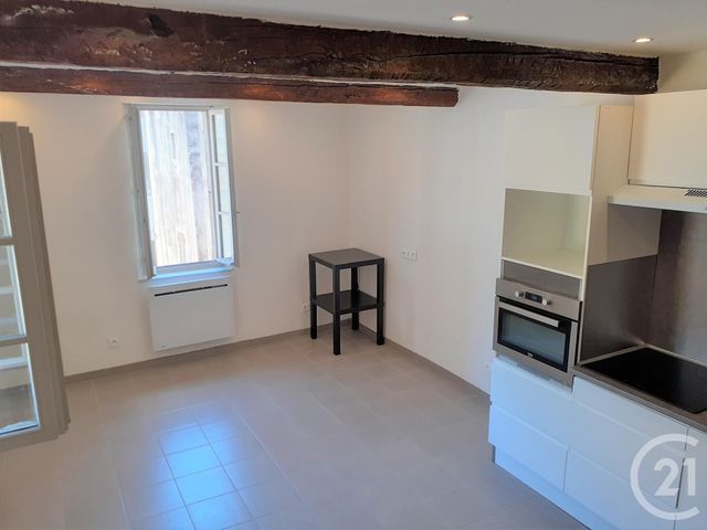 Appartement F3 &agrave; louer - 3 pi&egrave;ces - 46 m2 - Pezenas - 34 - LANGUEDOC-ROUSSILLON