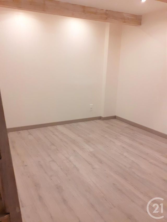 Appartement F3 &agrave; louer - 3 pi&egrave;ces - 46 m2 - Pezenas - 34 - LANGUEDOC-ROUSSILLON