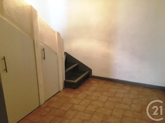 Appartement F3 &agrave; louer - 3 pi&egrave;ces - 65 m2 - Pezenas - 34 - LANGUEDOC-ROUSSILLON
