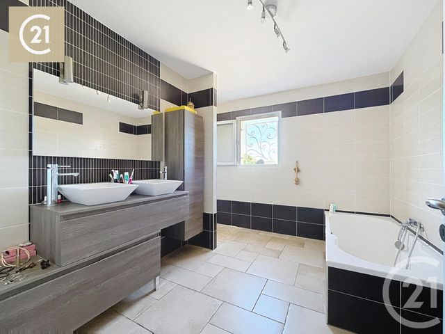 Maison &agrave; vendre - 5 pi&egrave;ces - 138,30 m2 - Pouzolles - 34 - LANGUEDOC-ROUSSILLON