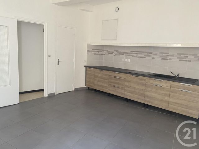 Maison &agrave; louer - 2 pi&egrave;ces - 55 m2 - Roujan - 34 - LANGUEDOC-ROUSSILLON