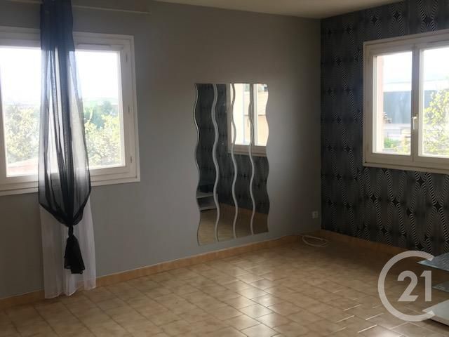 Appartement F4 &agrave; louer - 4 pi&egrave;ces - 74 m2 - Pezenas - 34 - LANGUEDOC-ROUSSILLON