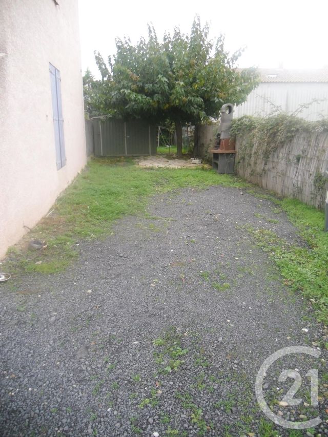 Appartement F4 &agrave; louer - 4 pi&egrave;ces - 74 m2 - Pezenas - 34 - LANGUEDOC-ROUSSILLON