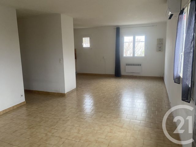 Appartement F4 &agrave; louer - 4 pi&egrave;ces - 74 m2 - Pezenas - 34 - LANGUEDOC-ROUSSILLON