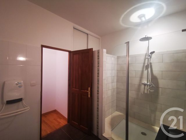 Maison &agrave; louer - 3 pi&egrave;ces - 87 m2 - St Genies De Fontedit - 34 - LANGUEDOC-ROUSSILLON