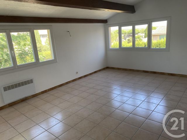 Appartement F5 à louer - 5 pièces - 109 m2 - Pezenas - 34 - LANGUEDOC-ROUSSILLON