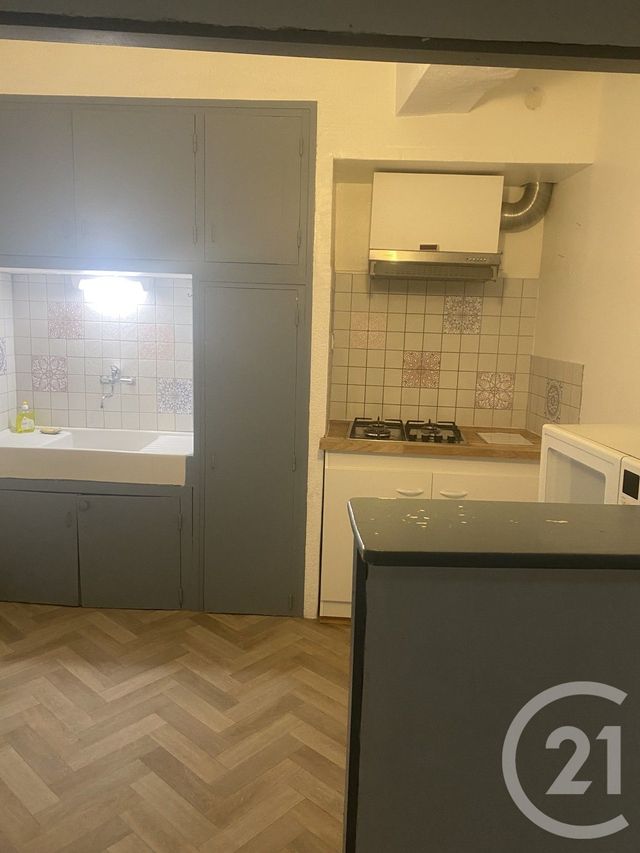 Appartement F2 &agrave; louer - 2 pi&egrave;ces - 52 m2 - Gabian - 34 - LANGUEDOC-ROUSSILLON