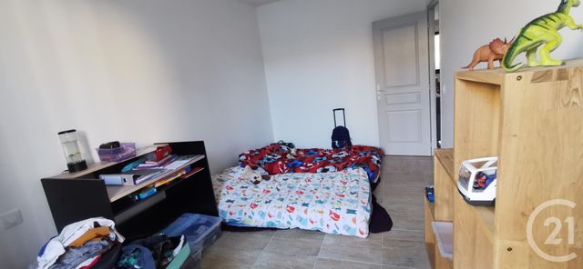 Appartement Remise &agrave; louer - 3 pi&egrave;ces - 70 m2 - Roujan - 34 - LANGUEDOC-ROUSSILLON