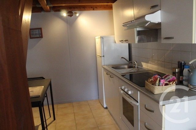 Maison &agrave; louer - 2 pi&egrave;ces - 41 m2 - Roujan - 34 - LANGUEDOC-ROUSSILLON