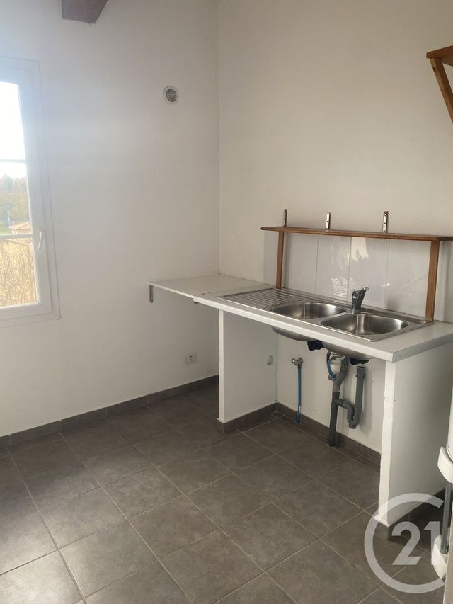 Maison &agrave; louer - 4 pi&egrave;ces - 95 m2 - Montagnac - 34 - LANGUEDOC-ROUSSILLON