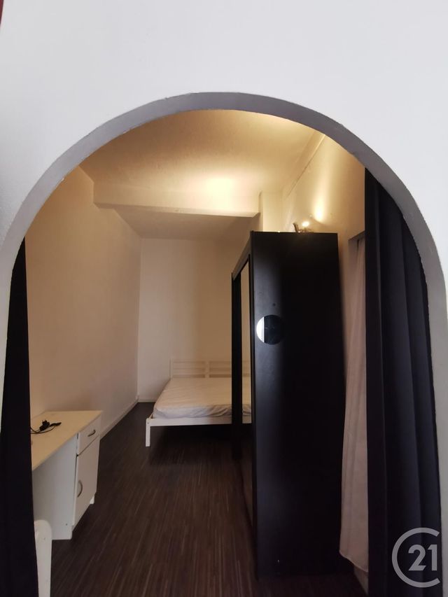 Appartement Studio &agrave; louer - 2 pi&egrave;ces - 29 m2 - Pezenas - 34 - LANGUEDOC-ROUSSILLON