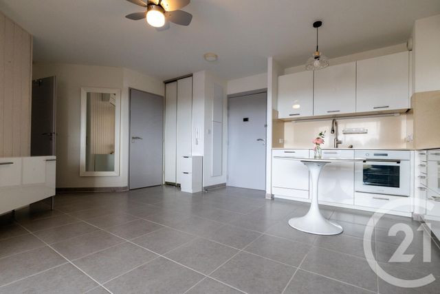 Appartement &agrave; vendre - 2 pi&egrave;ces - 42,44 m2 - Pezenas - 34 - LANGUEDOC-ROUSSILLON